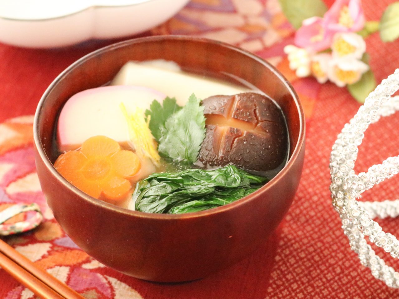 離乳食もおせち料理 大人のお雑煮をとりわけてお雑煮風煮込みうどん Rippy